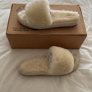 NWT Genuine Sheepskin Shearling Sandals Slippers